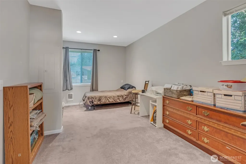 2681 E Timberlake West Drive Shelton WA 98584