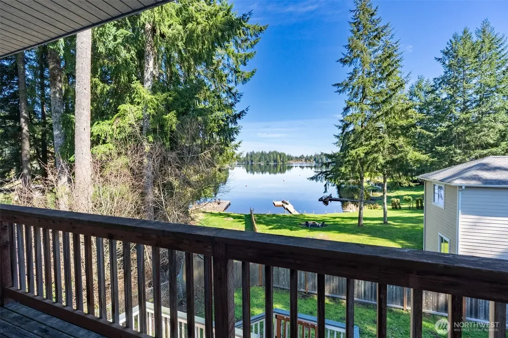 2681 E Timberlake West Drive Shelton WA 98584