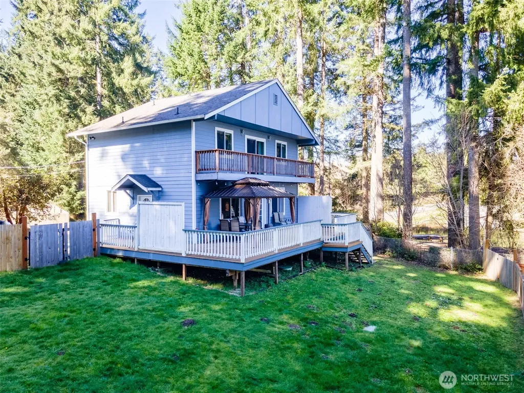 2681 E Timberlake West Drive Shelton WA 98584