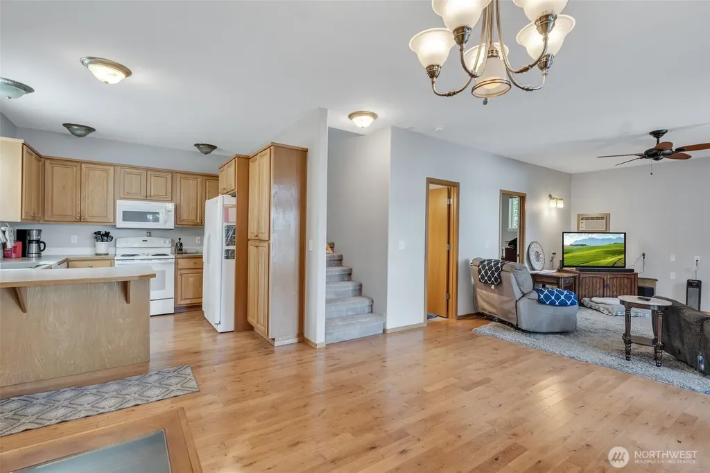 2681 E Timberlake West Drive Shelton WA 98584