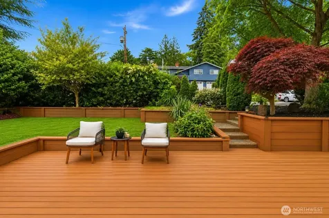 325 105th Ave SE Bellevue WA 98004