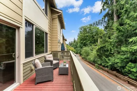 2161 NW Boulder Way Drive Issaquah WA 98027