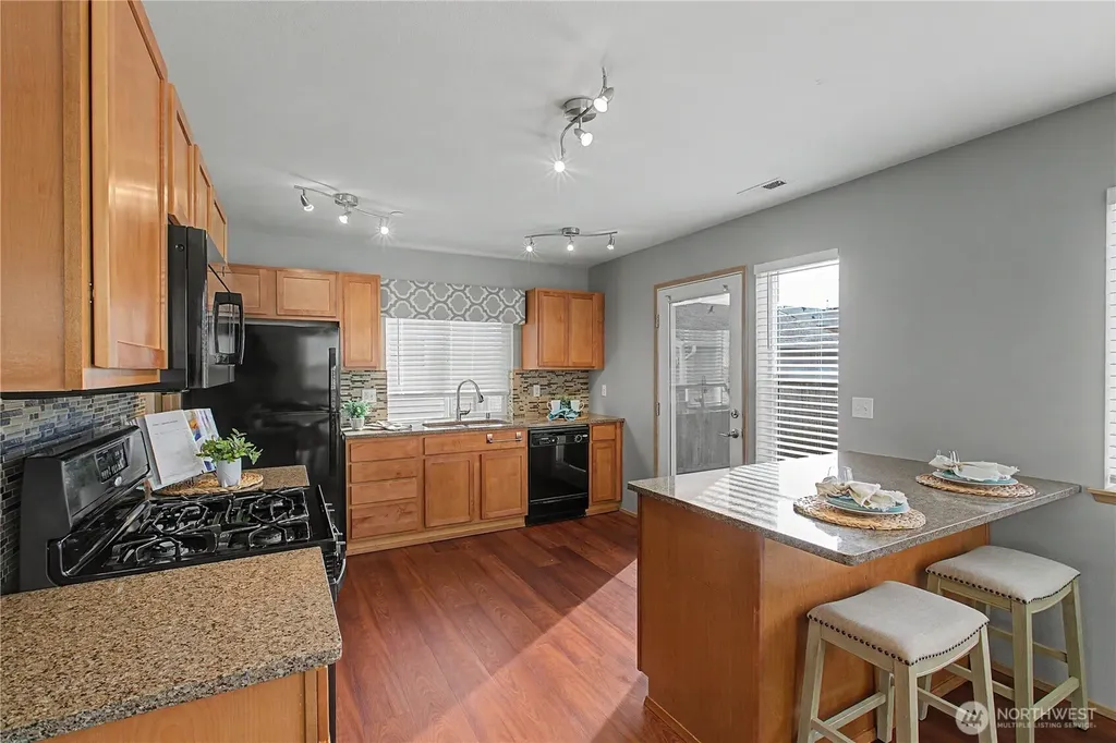 1775 Cadborough Lane Dupont WA 98327
