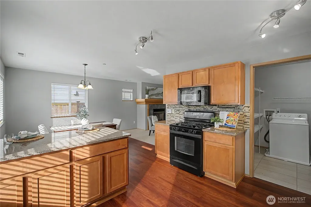 1775 Cadborough Lane Dupont WA 98327