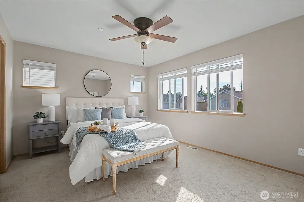 1775 Cadborough Lane Dupont WA 98327