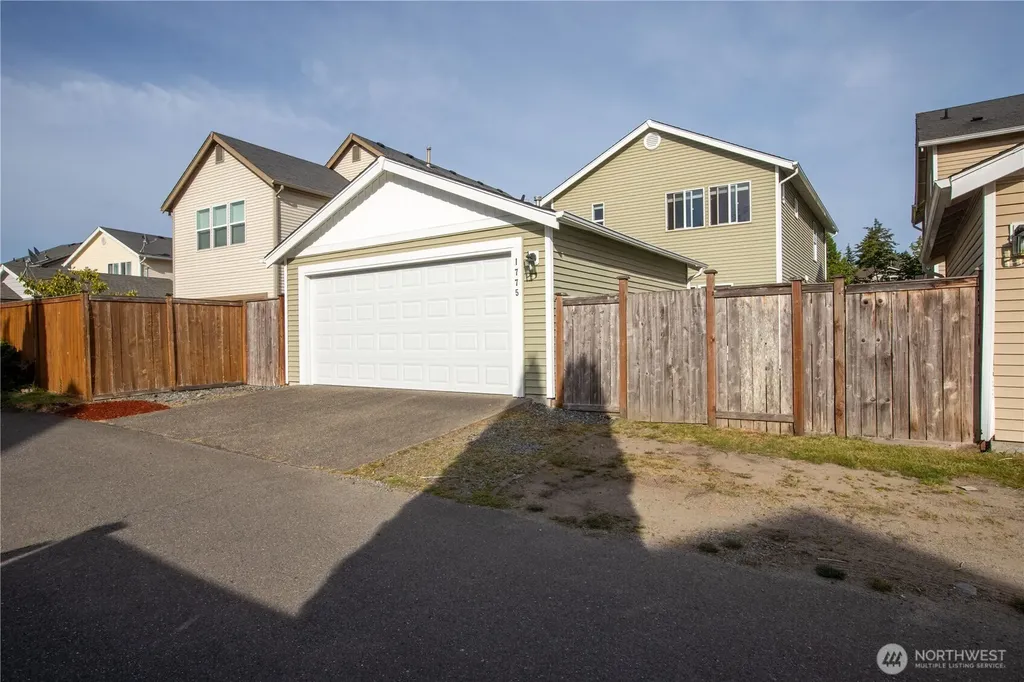 1775 Cadborough Lane Dupont WA 98327