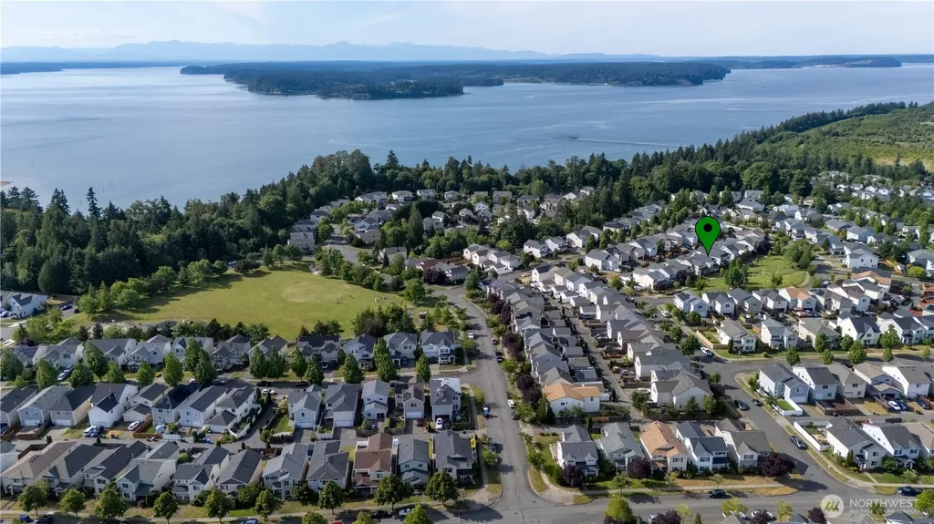1775 Cadborough Lane Dupont WA 98327
