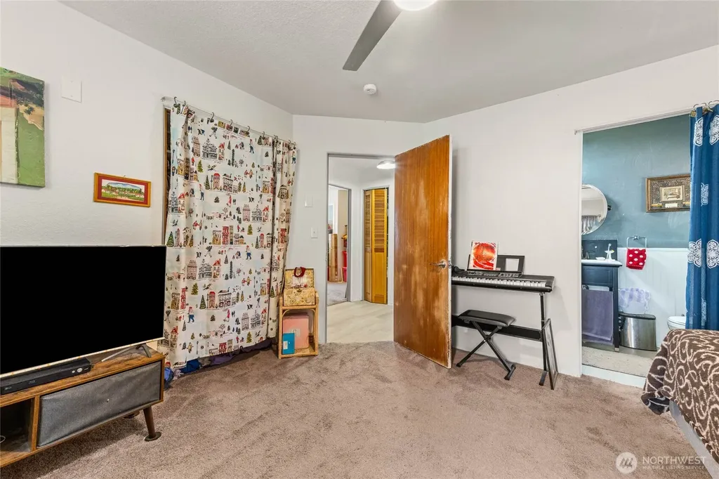 306 E I Street Shelton WA 98584