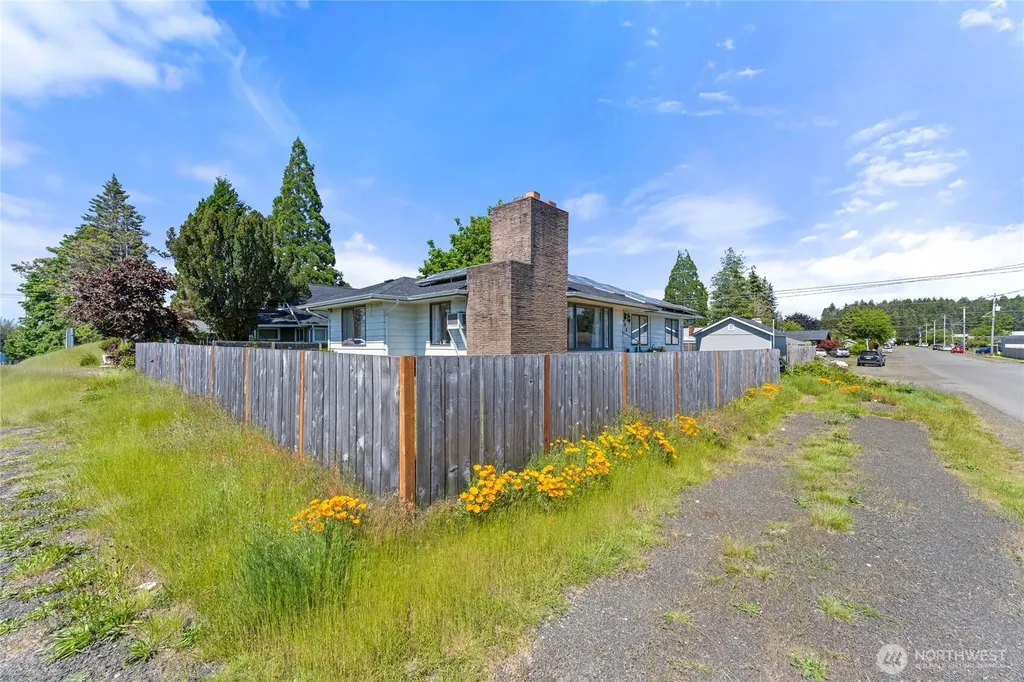 306 E I Street Shelton WA 98584