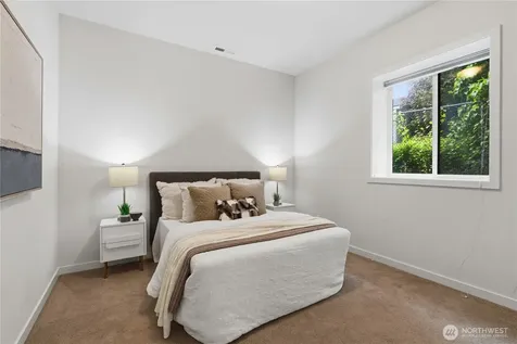 11262 SE 34th Street Bellevue WA 98004