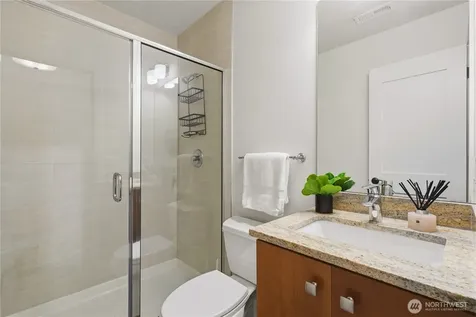 11262 SE 34th Street Bellevue WA 98004