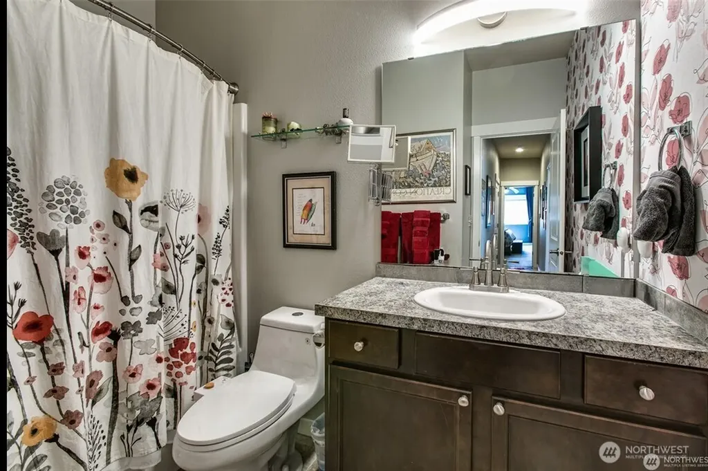 4010 Mclaughlin Road Mount Vernon WA 98273