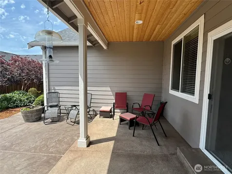 4010 Mclaughlin Road Mount Vernon WA 98273