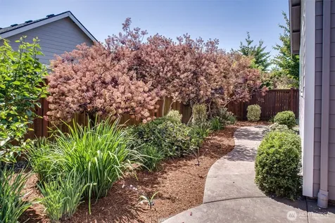 4010 Mclaughlin Road Mount Vernon WA 98273