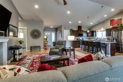 4010 Mclaughlin Road Mount Vernon WA 98273