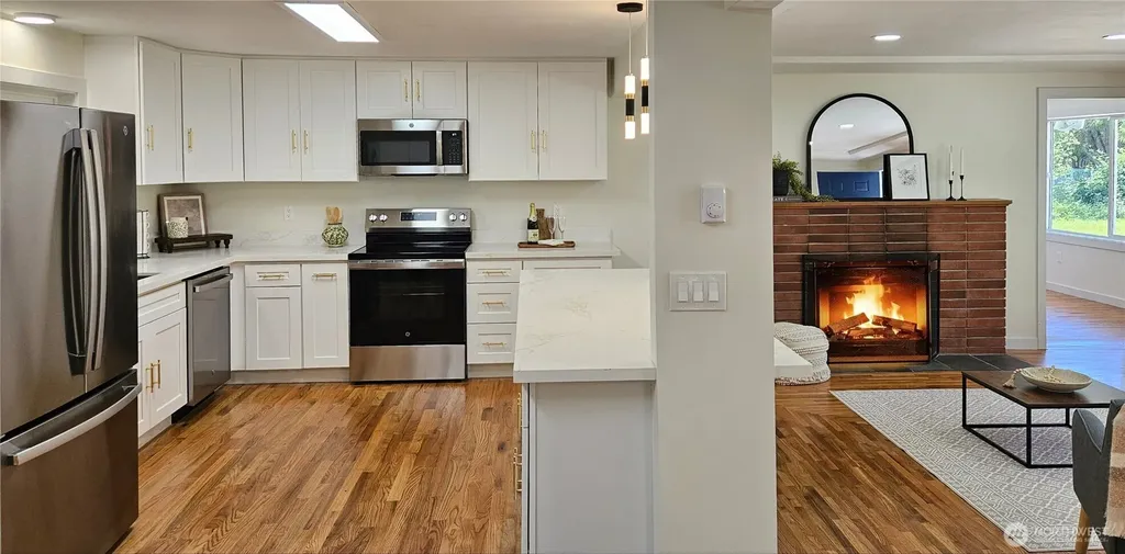 11801 28th Avenue E Tacoma WA 98445