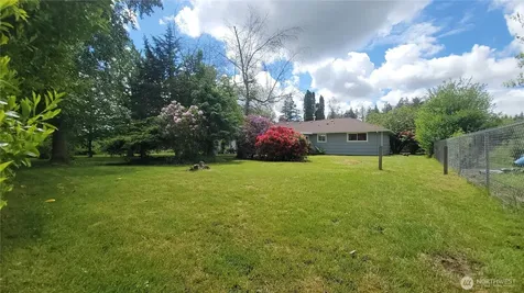 11801 28th Avenue E Tacoma WA 98445