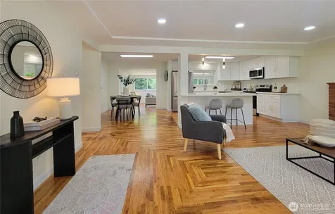 11801 28th Avenue E Tacoma WA 98445