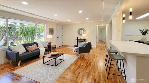 11801 28th Avenue E Tacoma WA 98445