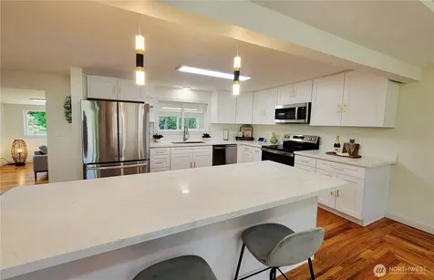 11801 28th Avenue E Tacoma WA 98445