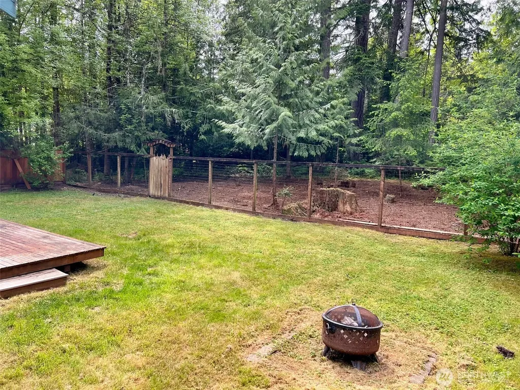 1736 Island Drive NW Olympia WA 98502