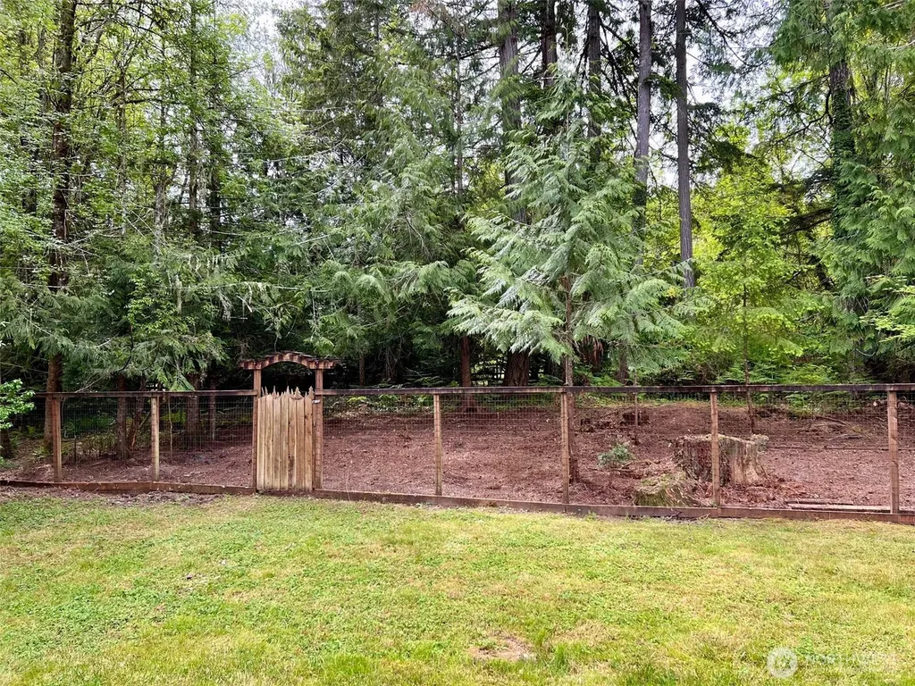 1736 Island Drive NW Olympia WA 98502