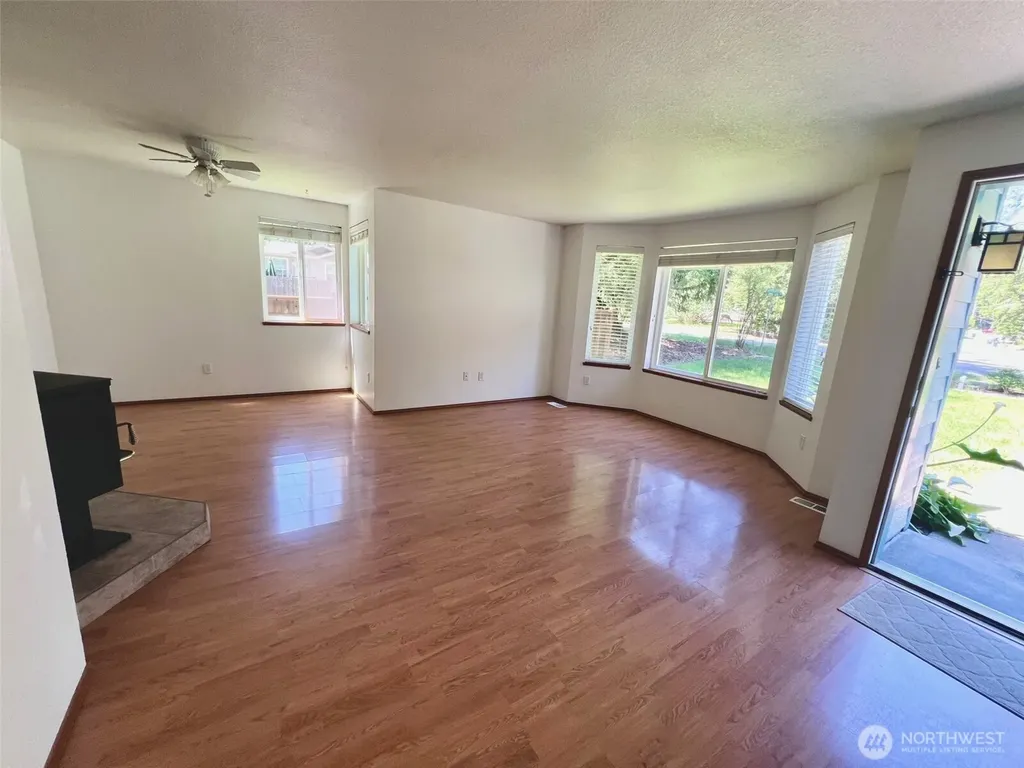 1736 Island Drive NW Olympia WA 98502