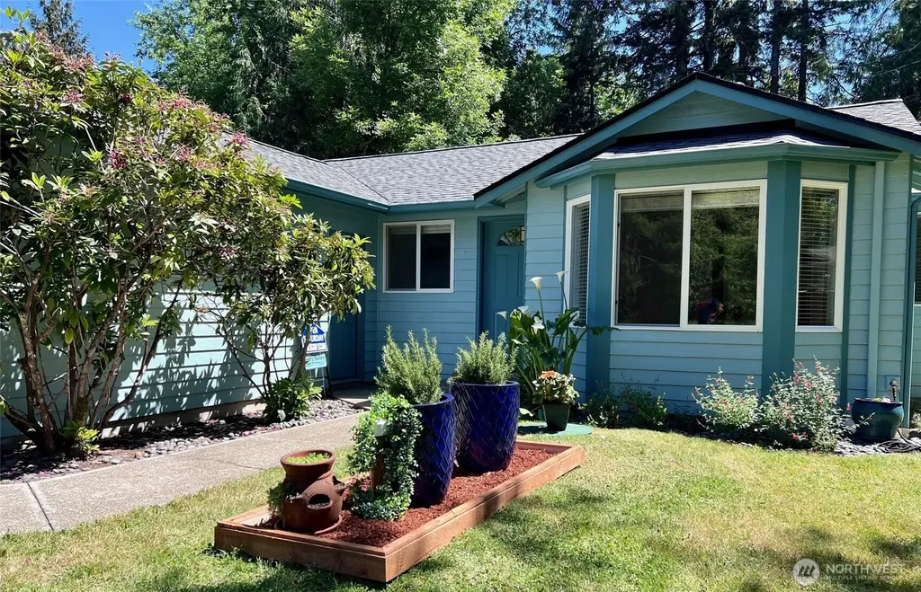 1736 Island Drive NW Olympia WA 98502