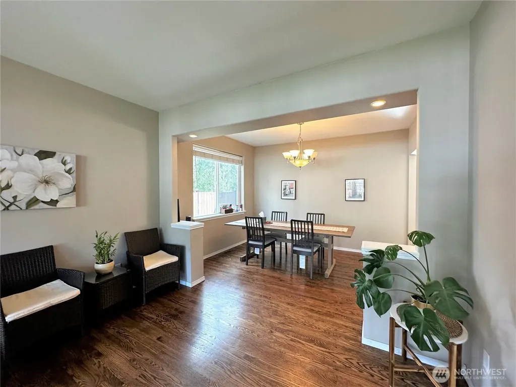 20431 SE 261st Place Covington WA 98042