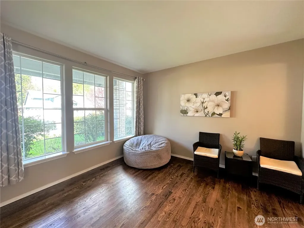 20431 SE 261st Place Covington WA 98042