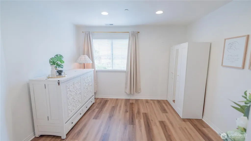 2107 Tacoma Court Tacoma WA 98405
