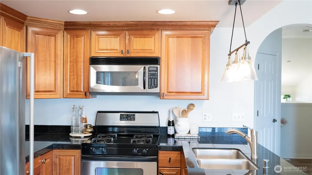 2107 Tacoma Court Tacoma WA 98405