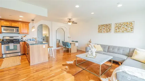 2107 Tacoma Court Tacoma WA 98405