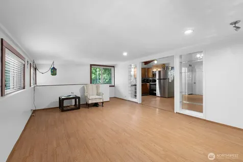 31 N Colony Surf Drive Lilliwaup WA 98555