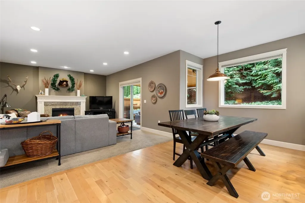 9204 234th Place SW Edmonds WA 98020