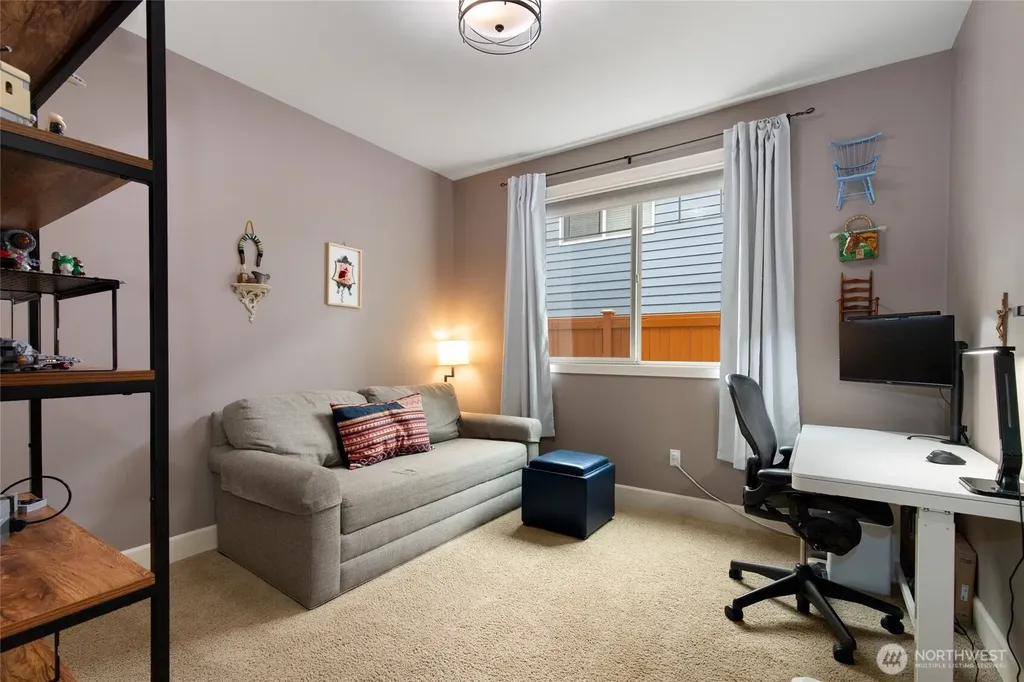9204 234th Place SW Edmonds WA 98020