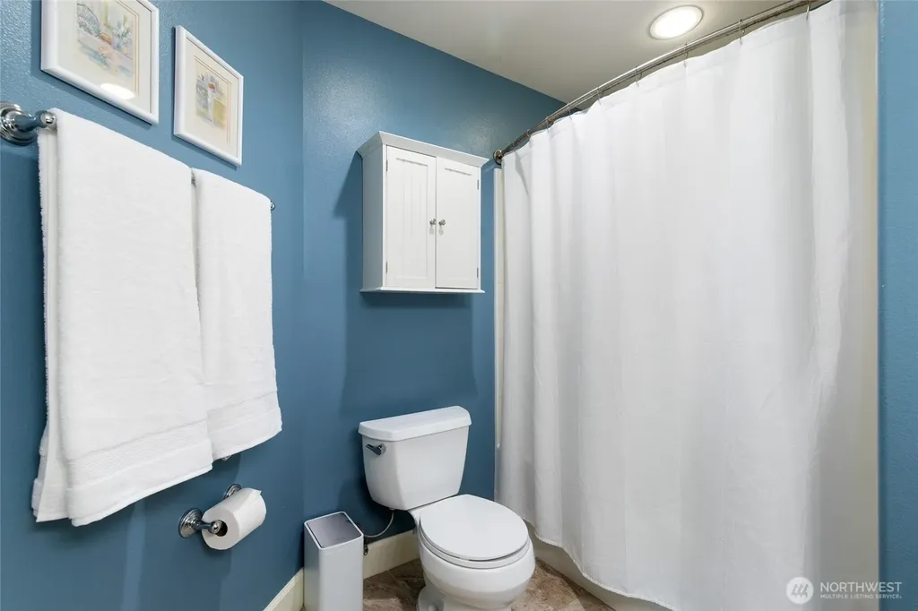 9204 234th Place SW Edmonds WA 98020