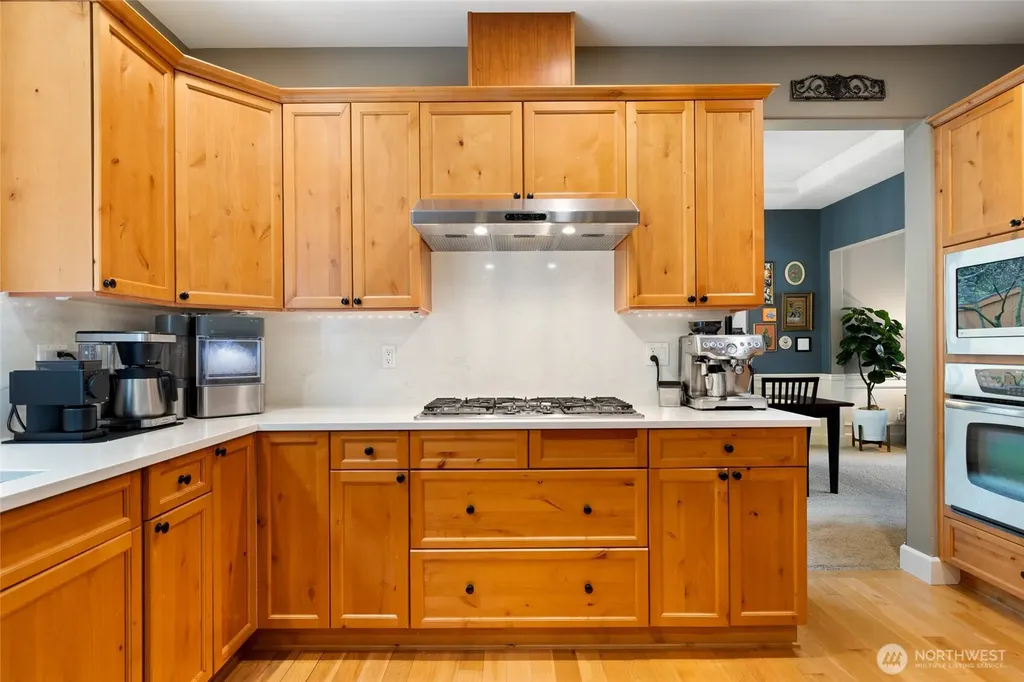 9204 234th Place SW Edmonds WA 98020