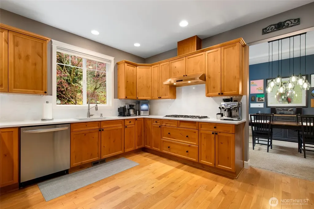 9204 234th Place SW Edmonds WA 98020