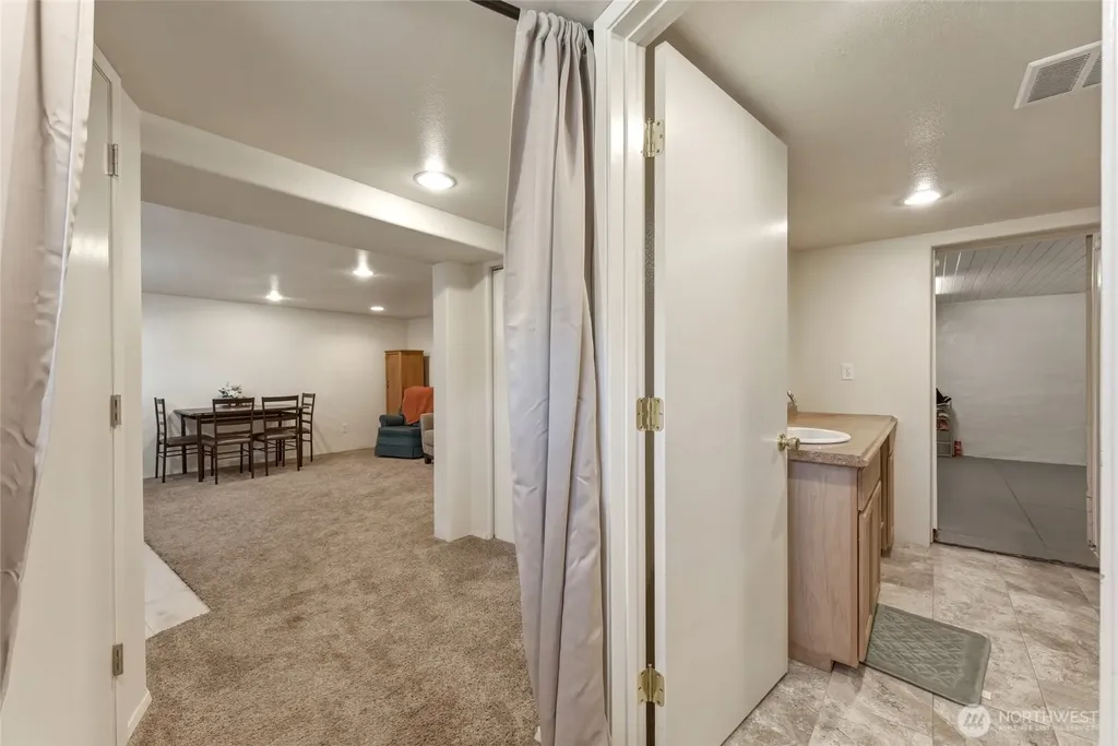 49 S Clinton Street Walla Walla WA 99362