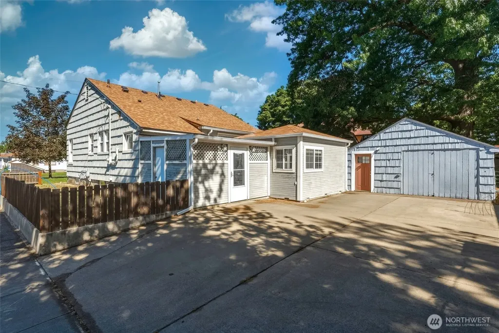 49 S Clinton Street Walla Walla WA 99362