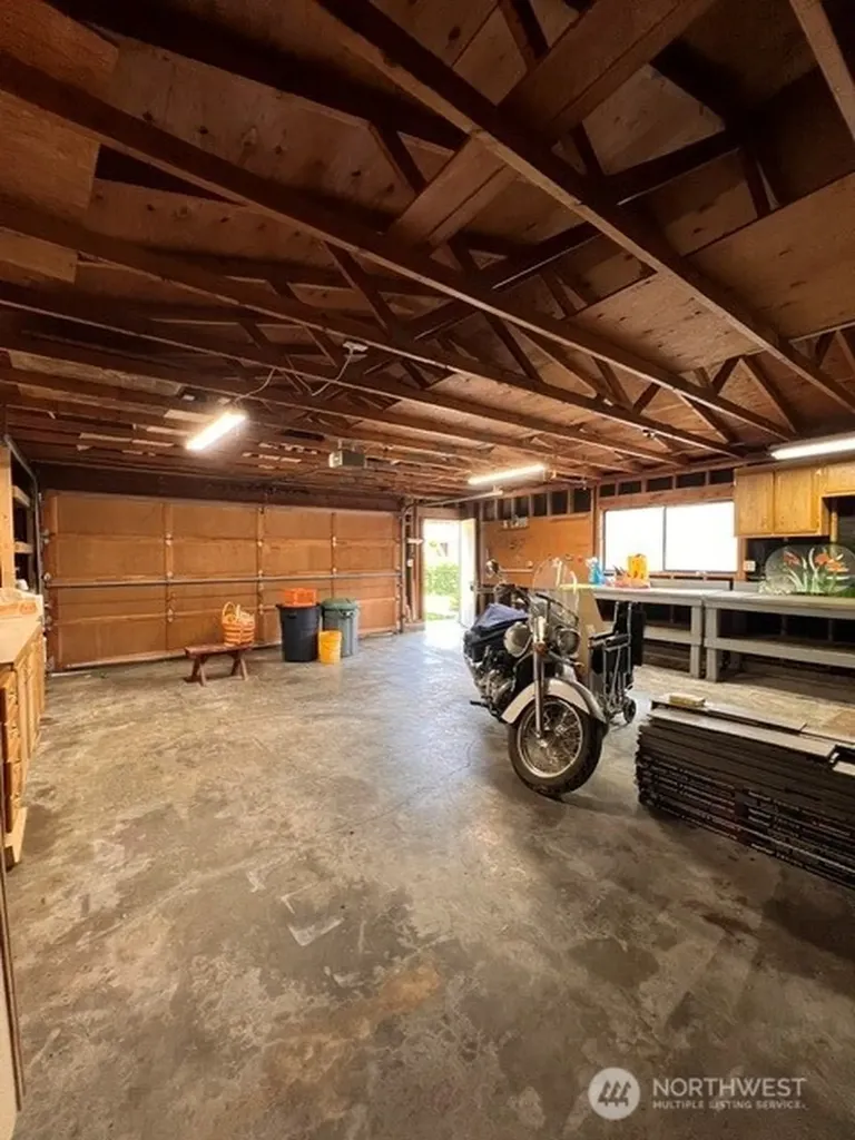 3688 Smugglers Cove Road Greenbank WA 98253