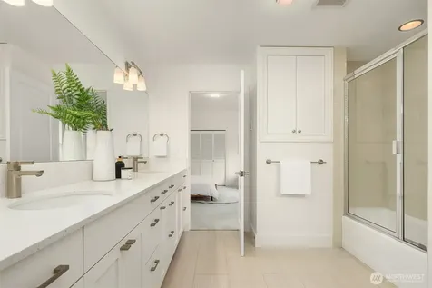 1520 38th Avenue E Seattle WA 98112