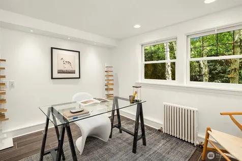 1520 38th Avenue E Seattle WA 98112