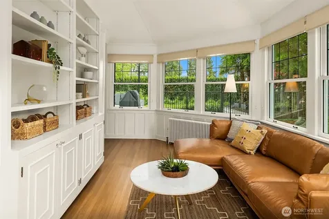 1520 38th Avenue E Seattle WA 98112