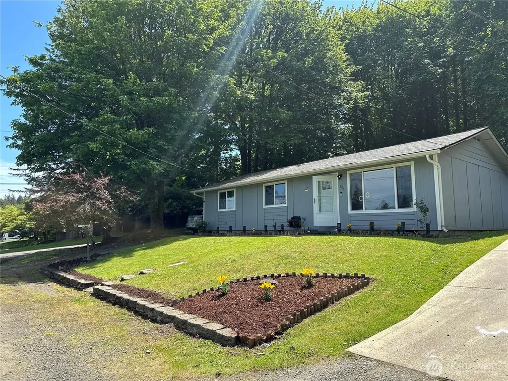 705 Grandview Avenue Shelton WA 98584