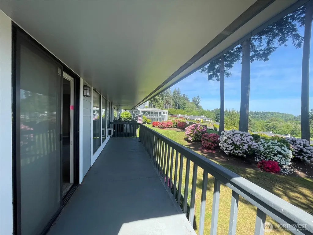 7400 Stinson Avenue Gig Harbor WA 98335