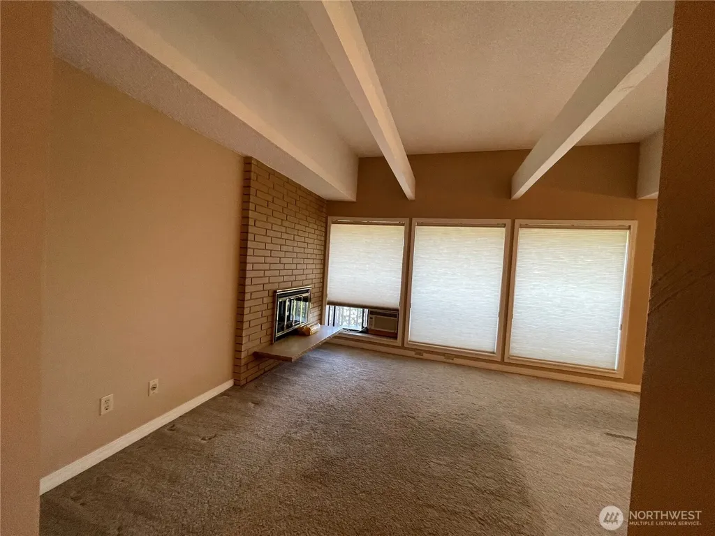7400 Stinson Avenue Gig Harbor WA 98335
