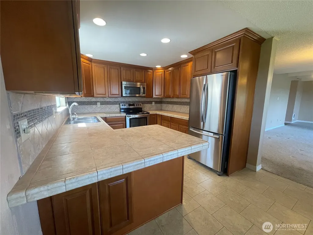 7400 Stinson Avenue Gig Harbor WA 98335