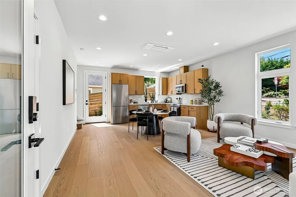 7324 7th Place SW Seattle WA 98106